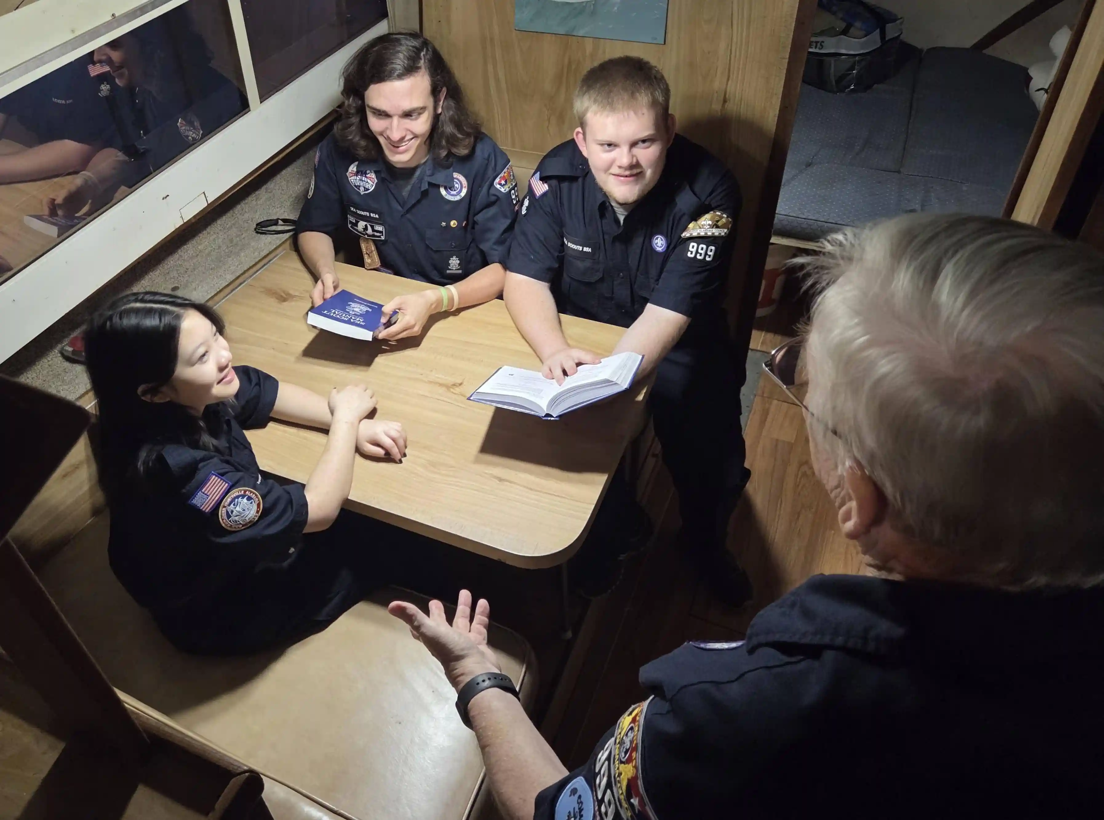 Sea Scout Manual 2025 (Paperback)-5